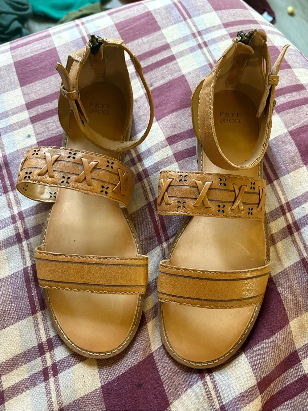 Frye & Co. Tan Leather Strappy Sandals